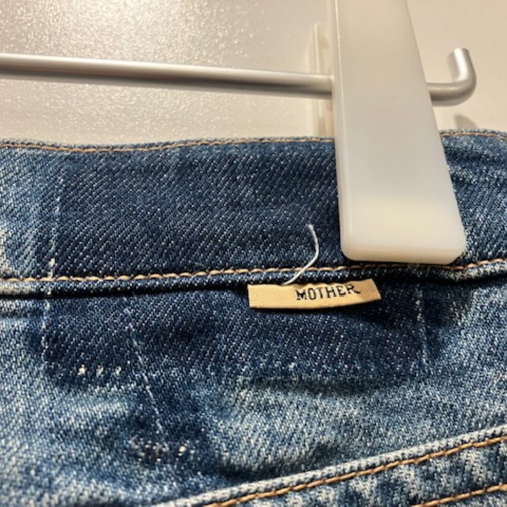 Barely Worn Mother Tripper Weekend Fray Jeans Size 26 - Picture 10 of 10